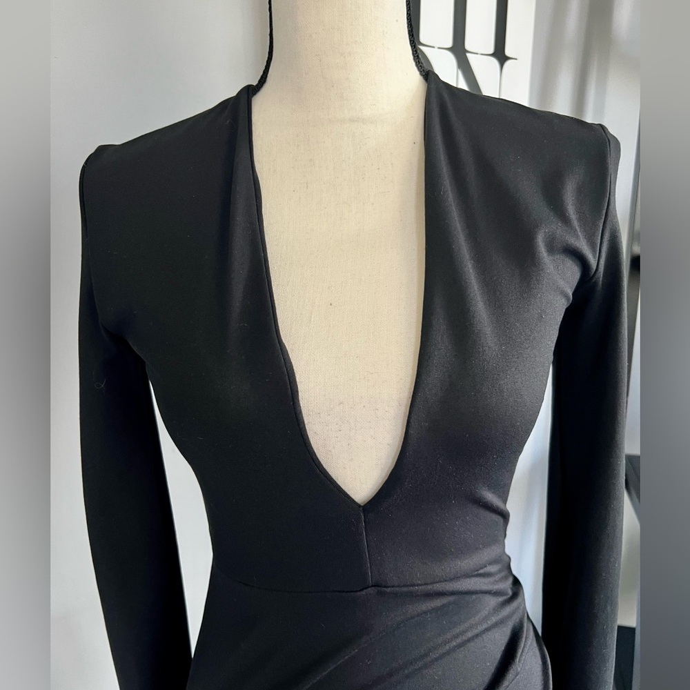 Susana Monaco Deep V-Neck Long Sleeve Dress - Picture 3 of 9